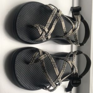Chaco’s LIKE NEW